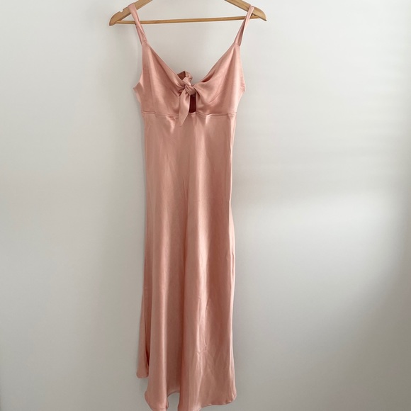 Satin pink Midi Dress - Picture 2 of 5
